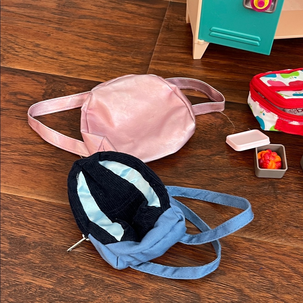 Our Generation Doll School Set with Accessories - Picture 6 of 7